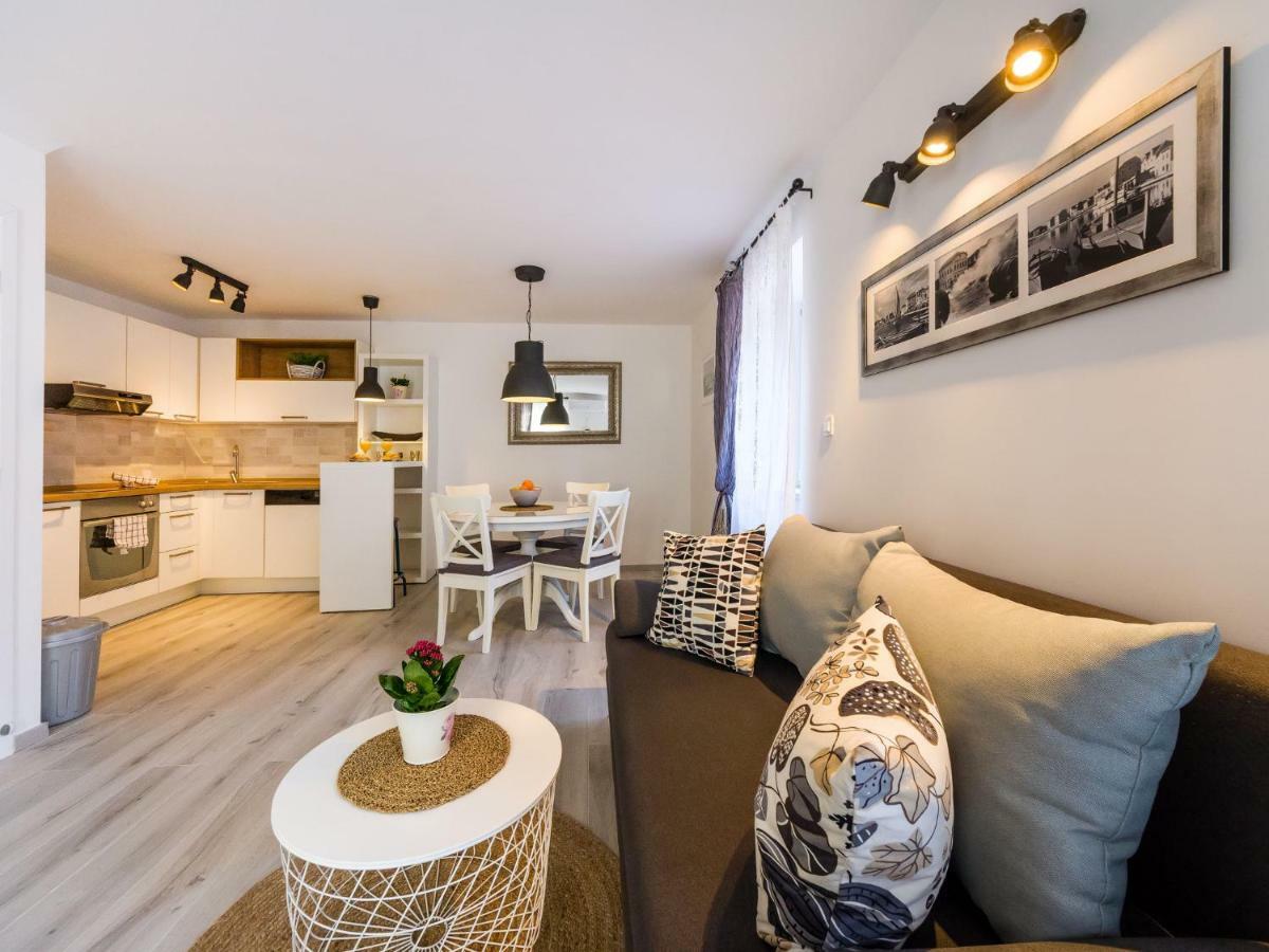 Navis Luxury Apartments Vodice Exterior foto